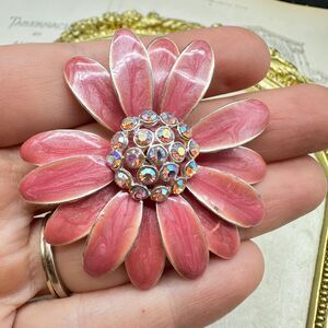 Vintage TC Pink Enamel Flower Silver Tone Brooch Pin